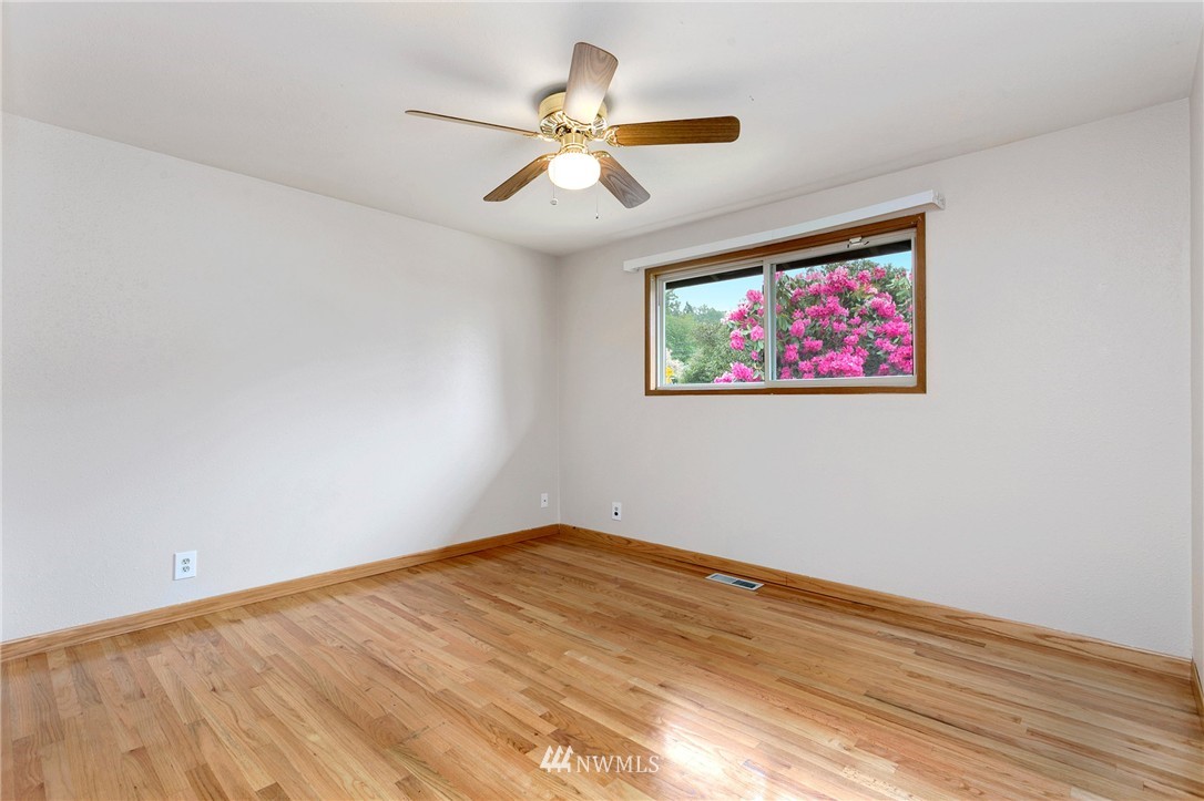 9622 South 177th Street Renton, WA 98055 - Photo 14 of 25