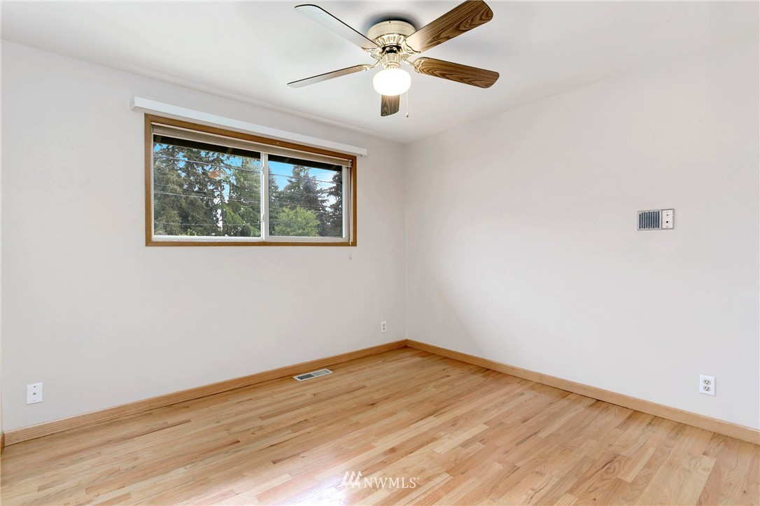 9622 South 177th Street Renton, WA 98055 - Photo 15 of 25
