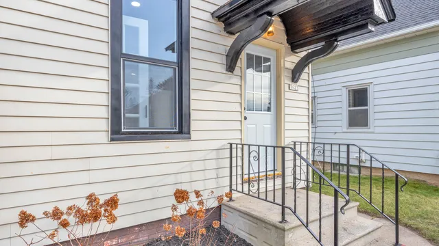 $199,900 | 1623 South 13th Street, Sheboygan, WI 53081