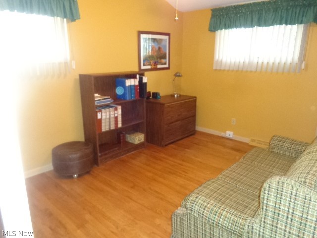 6530 Hamden Road Parma Heights, OH 44130 - Photo 18 of 28 Bedroom 3