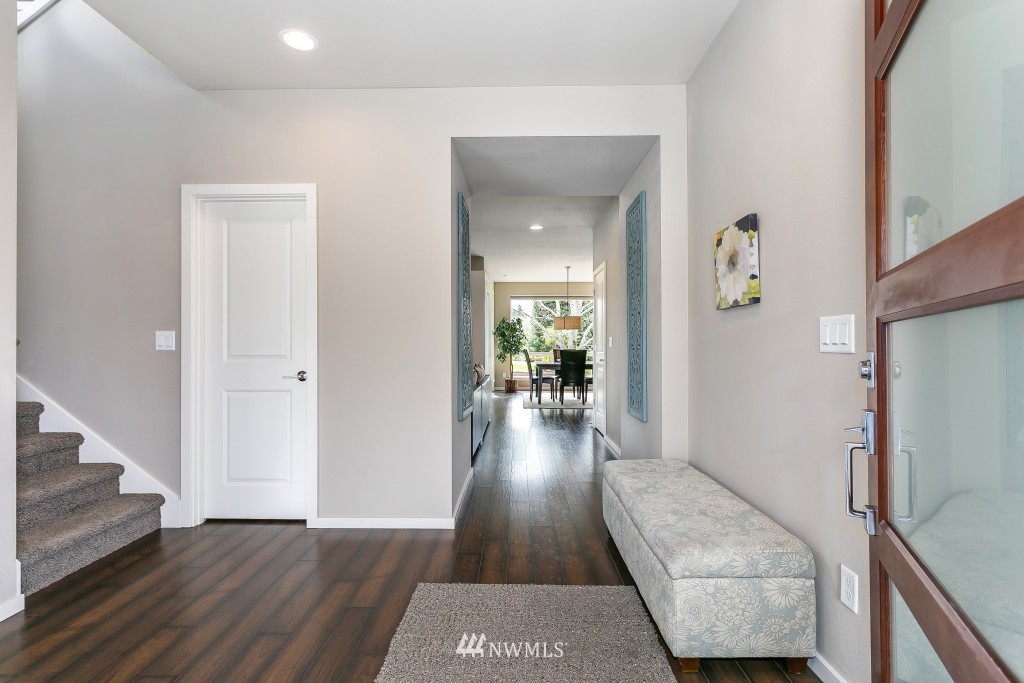 10159 Southeast 192nd Place Renton, WA 98055 - Photo 3 of 25