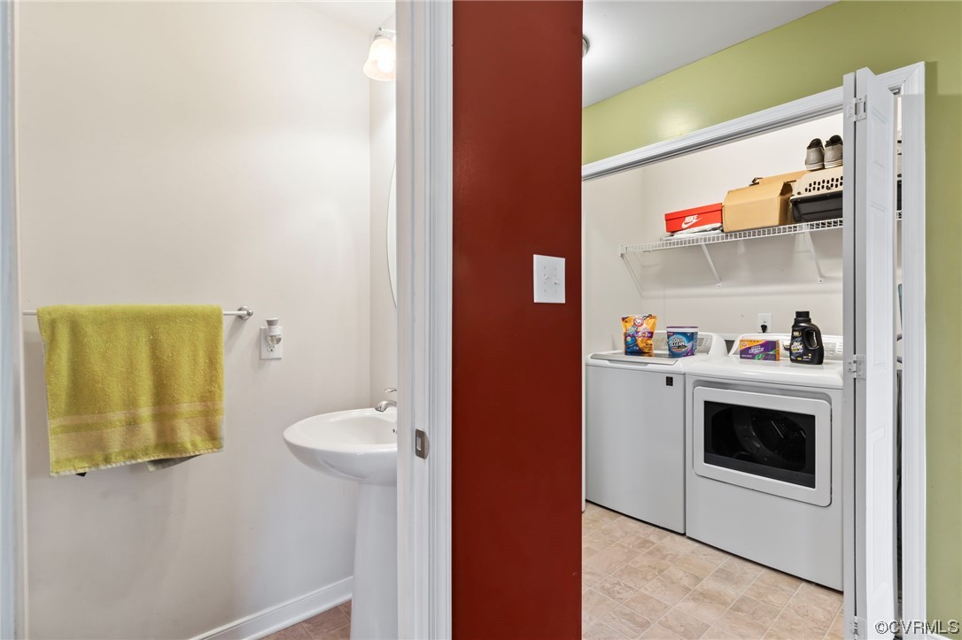 3800 Benton Avenue Richmond, VA 23222 - Photo 10 of 26 a utility room with dryer and washer