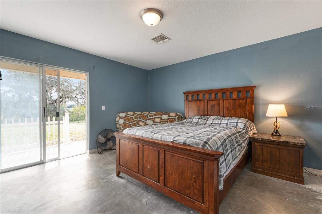 37436 Phelps Road Zephyrhills, FL 33541 - Photo 45 of 48 Gallery Image 45