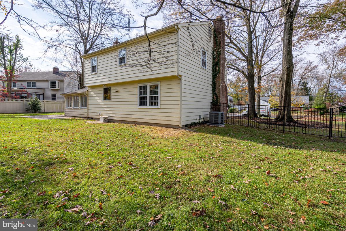 152 Pearl Croft Road Cherry Hill, NJ 08034 - Photo 8 of 47