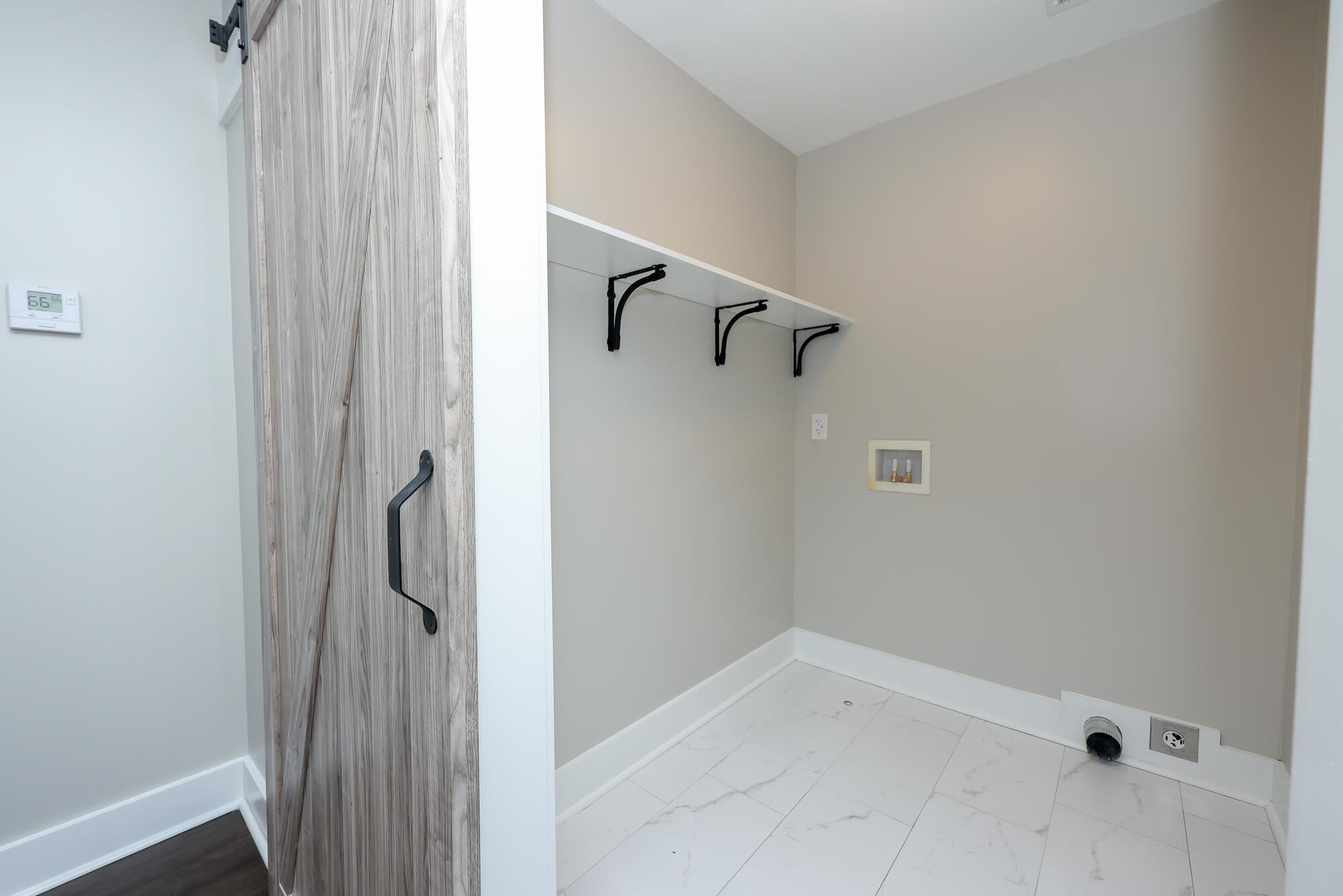 346 Briarbend Road Goose Creek, SC 29445 - Photo 16 of 18 Laundry