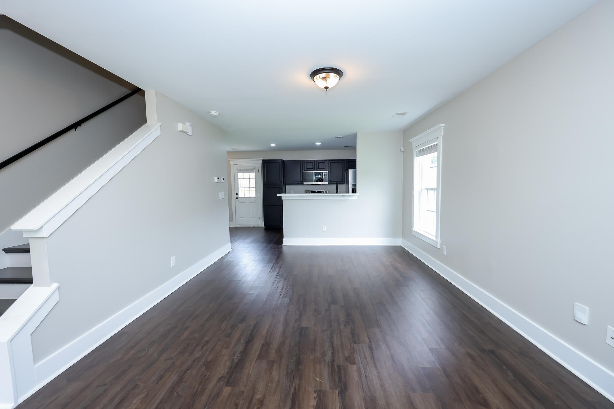 346 Briarbend Road Goose Creek, SC 29445 - Photo 4 of 18 Livingroom