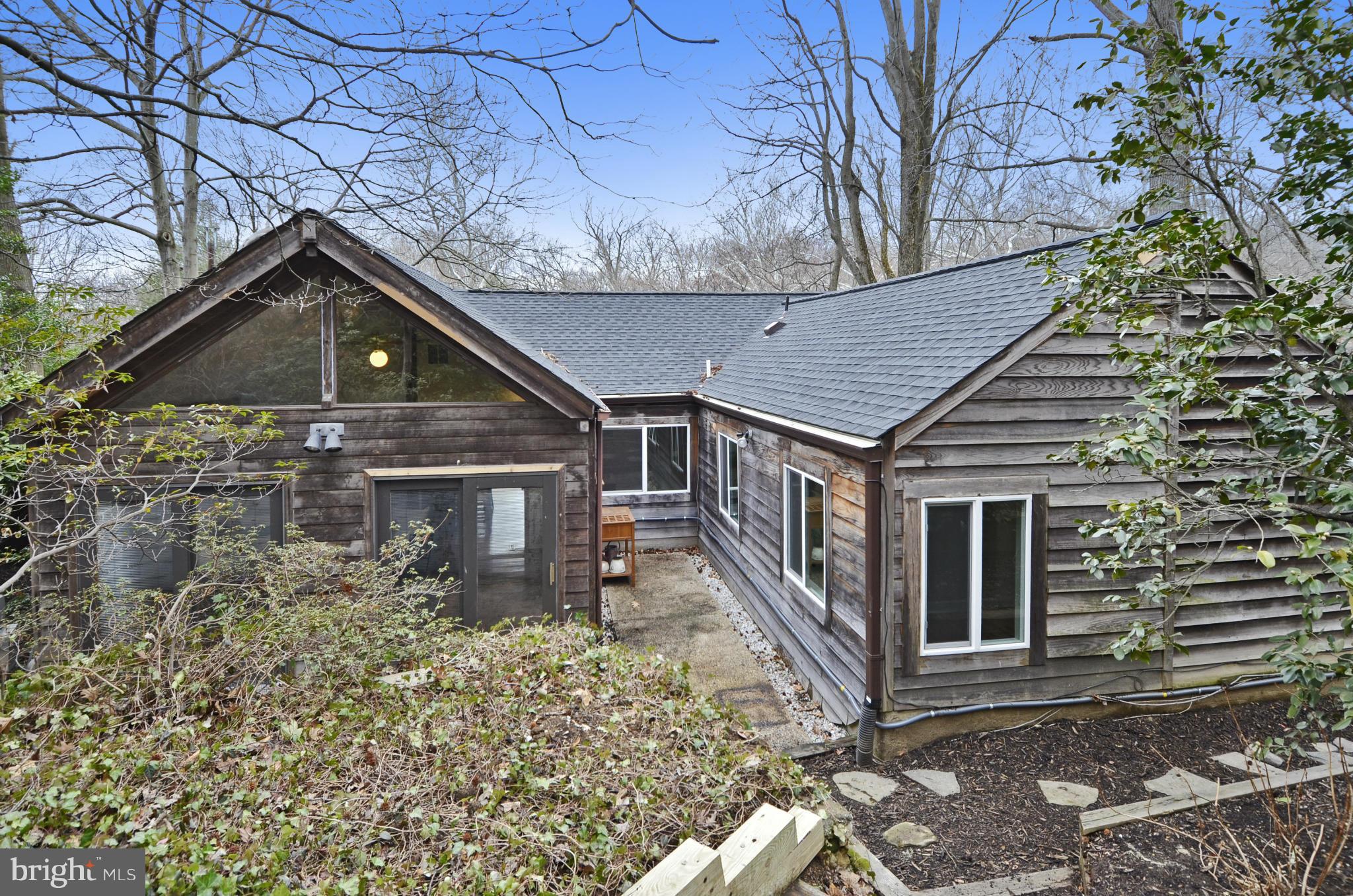 5223 Wyoming Road Bethesda, MD 20816 - Photo 18 of 30 Exterior (Rear)