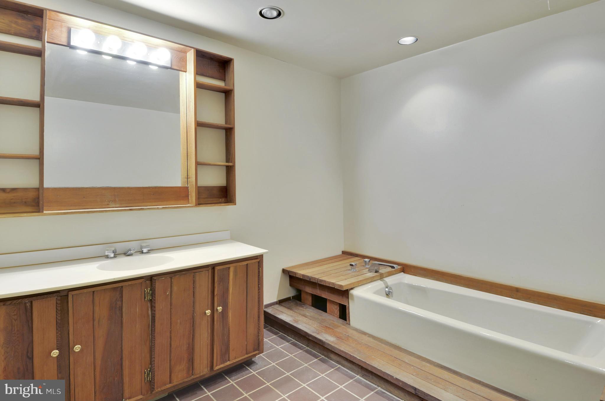 5223 Wyoming Road Bethesda, MD 20816 - Photo 22 of 30 Bath Lower Level