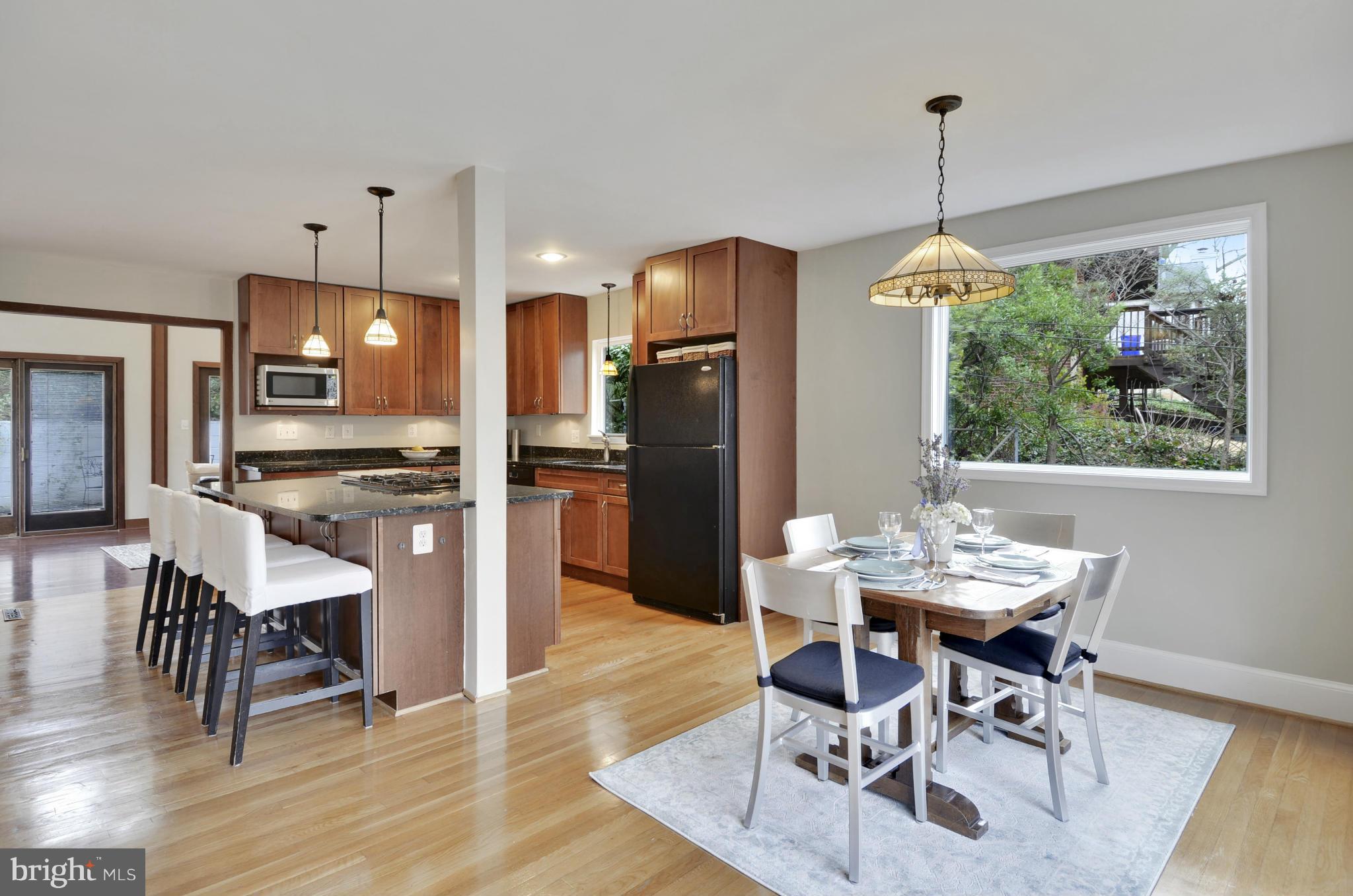 5223 Wyoming Road Bethesda, MD 20816 - Photo 4 of 30 Dining Kitchen combination