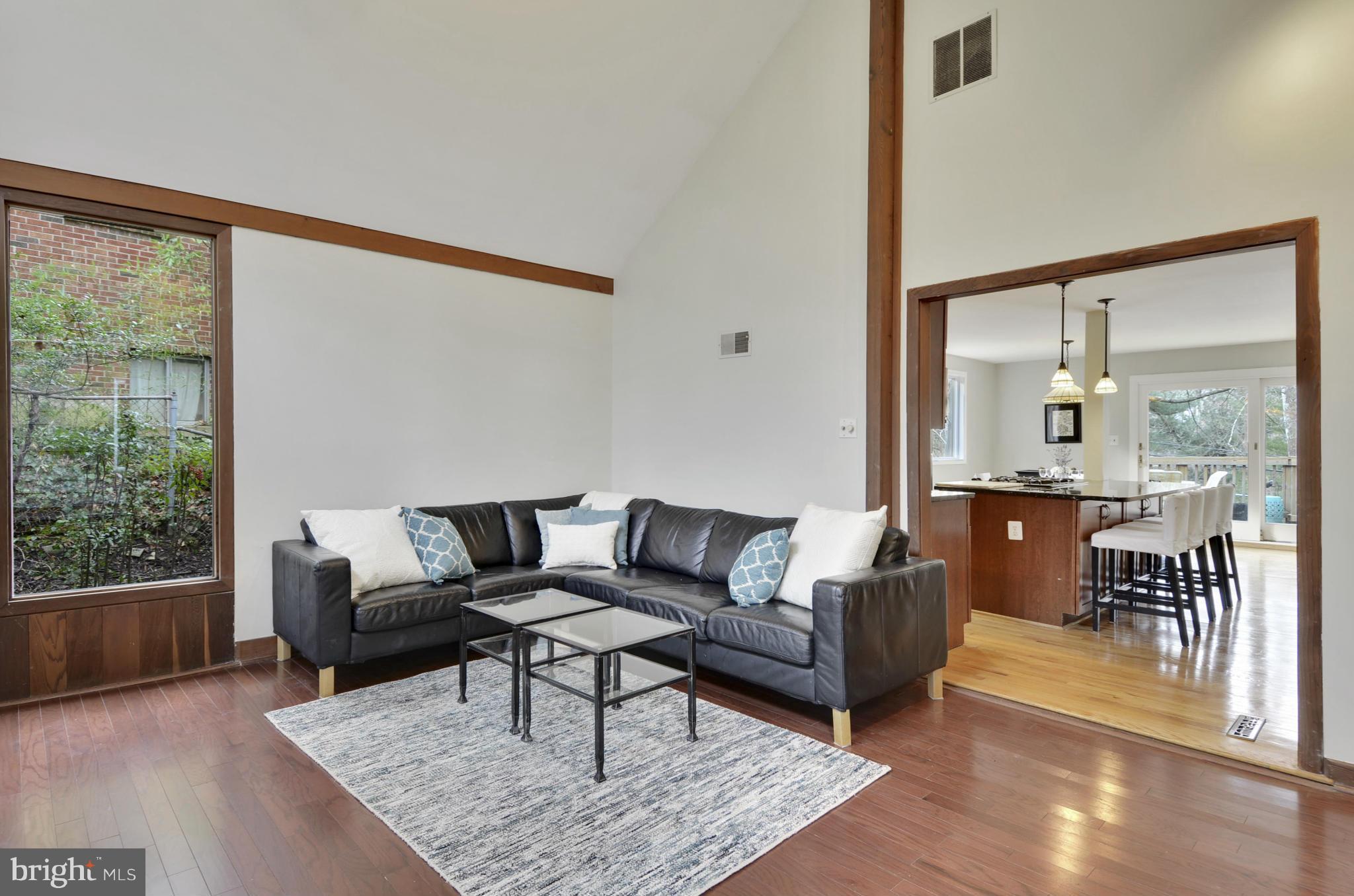 5223 Wyoming Road Bethesda, MD 20816 - Photo 7 of 30 Family Room just off the Kitchen