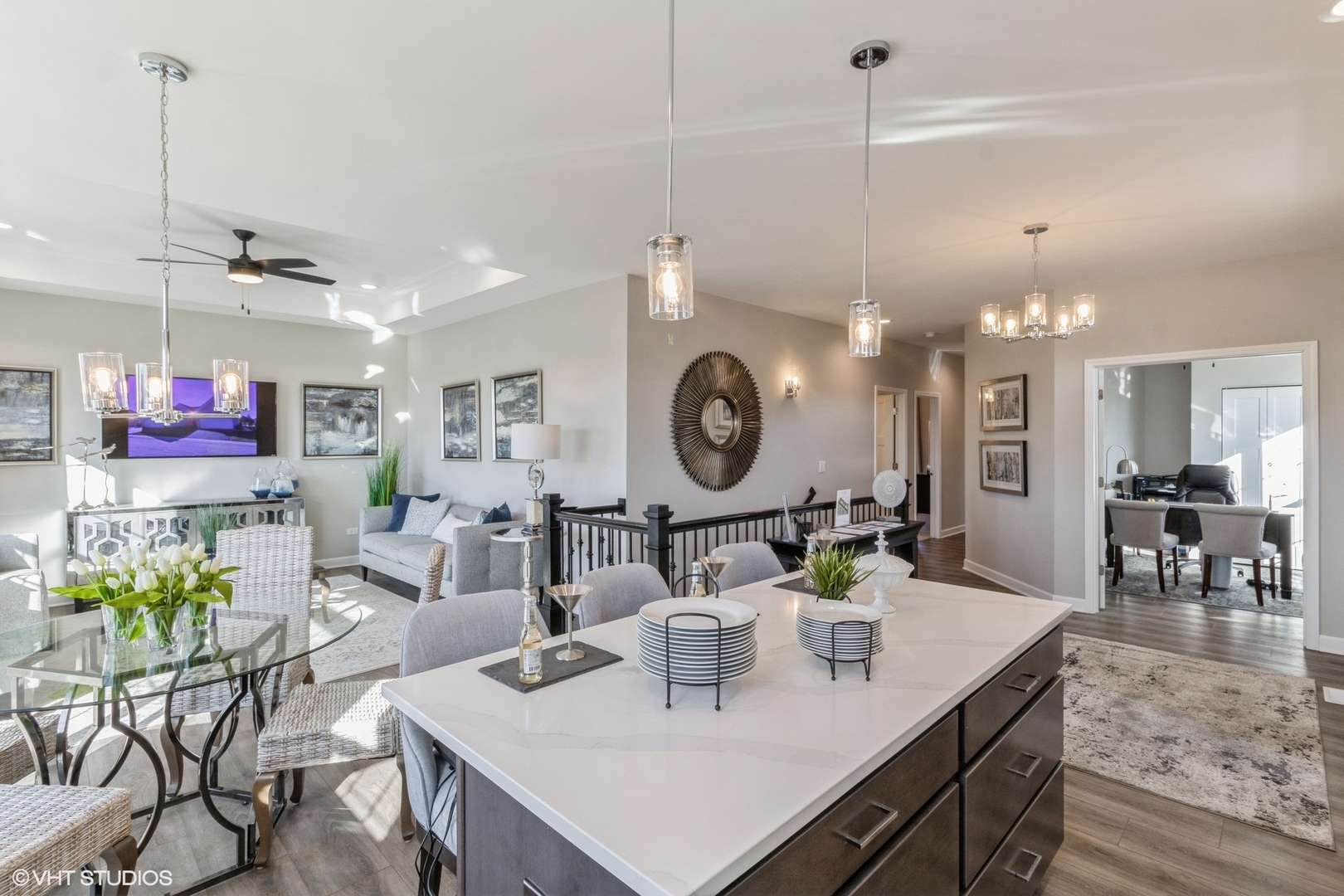 572 Madison Lane Elgin, IL 60123 - Photo 7 of 22