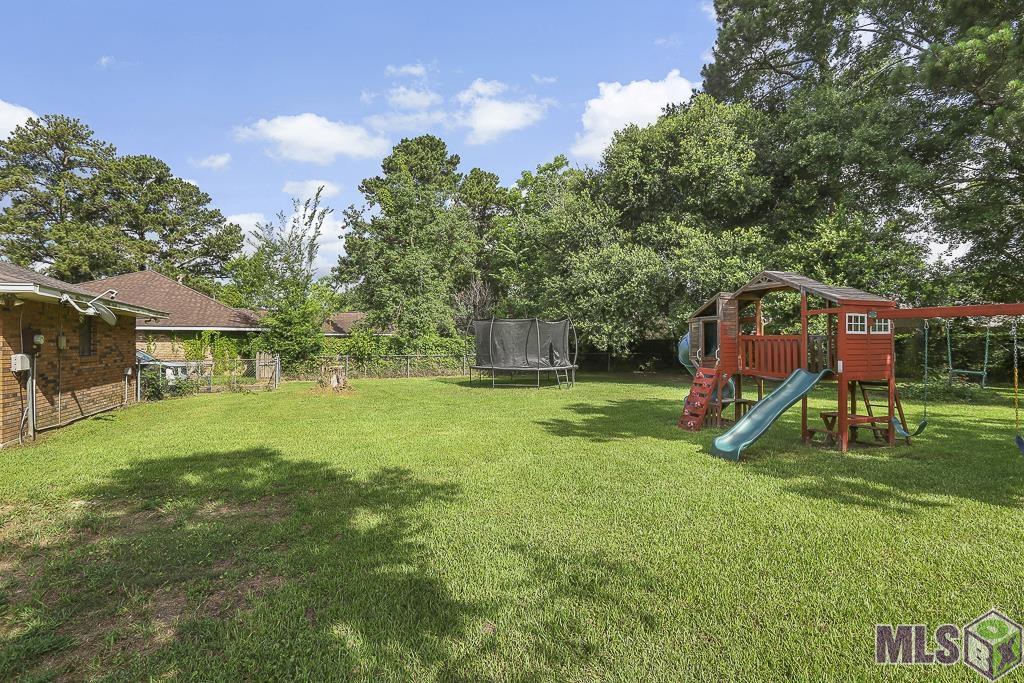 12703 Country Ridge Avenue Baton Rouge, LA 70816 - Photo 23 of 27 Gallery Image 23