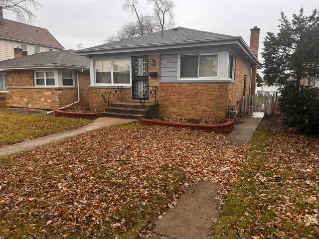 $247,000 | 609 Linden Avenue, Bellwood, IL 60104