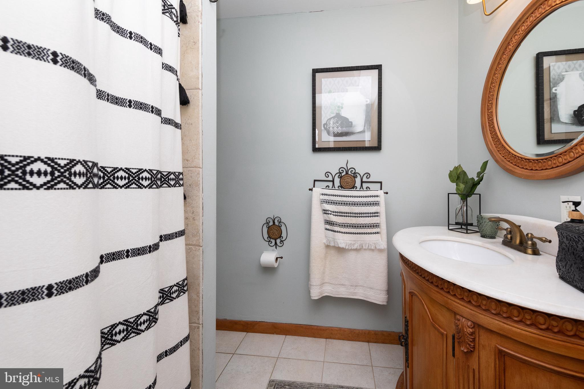 768 Hill Road Philadelphia, PA 19128 - Photo 15 of 33 Gallery Image 15