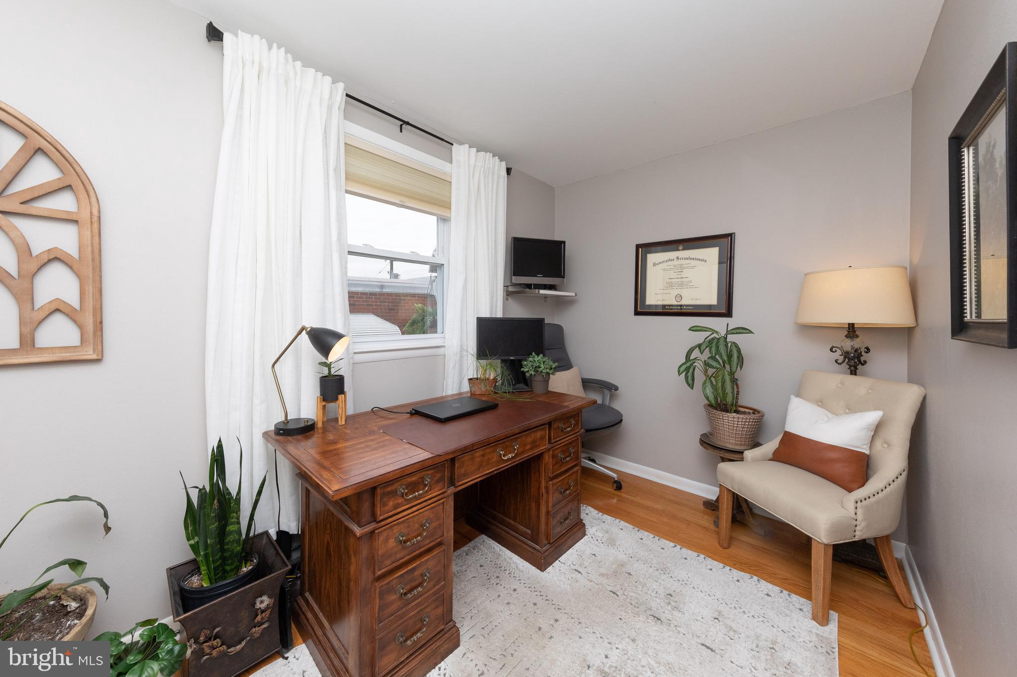 768 Hill Road Philadelphia, PA 19128 - Photo 21 of 33 Gallery Image 21