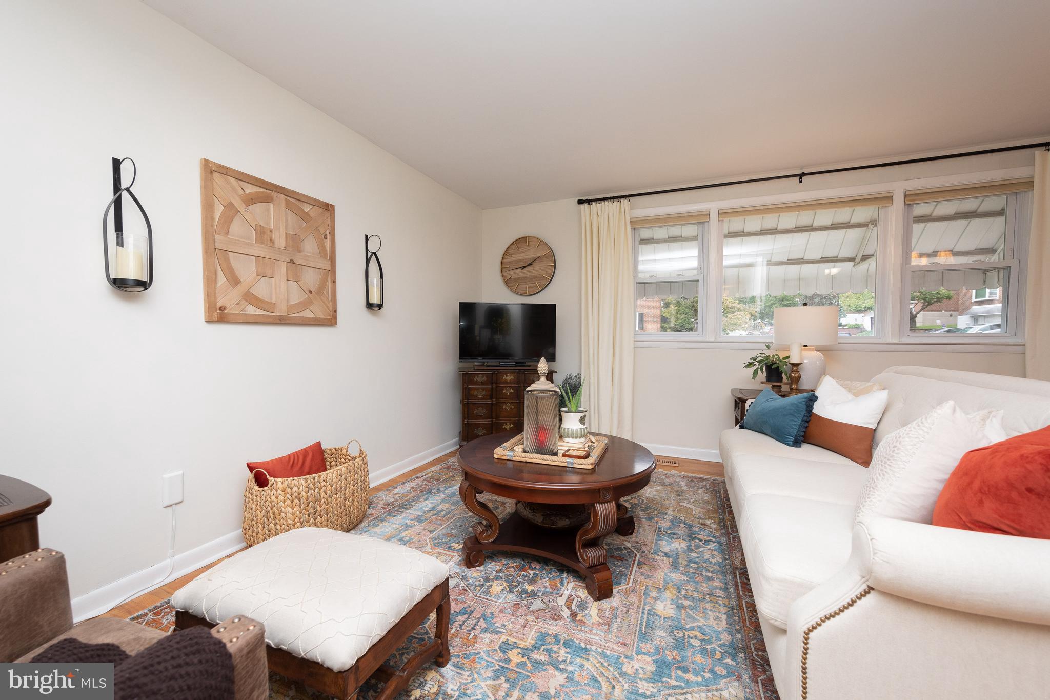 768 Hill Road Philadelphia, PA 19128 - Photo 5 of 33 Gallery Image 5