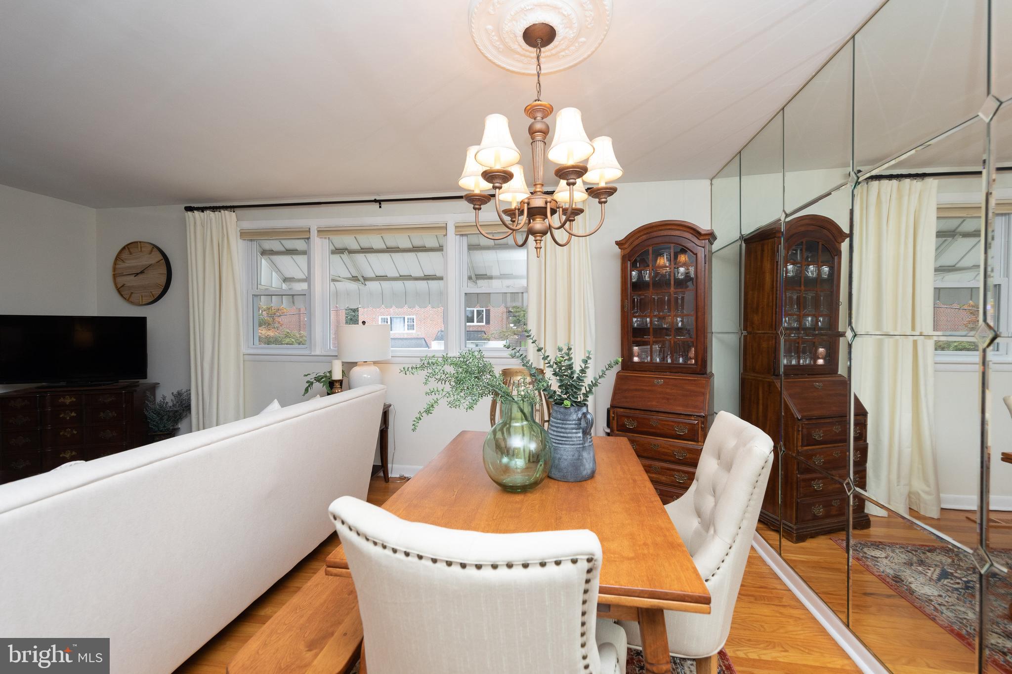 768 Hill Road Philadelphia, PA 19128 - Photo 8 of 33 Gallery Image 8