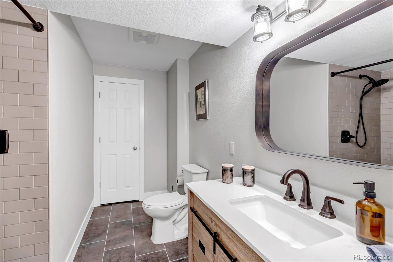 6105 Trailhead Road Highlands Ranch, CO 80130 - Photo 37 of 40 Gallery Image 37