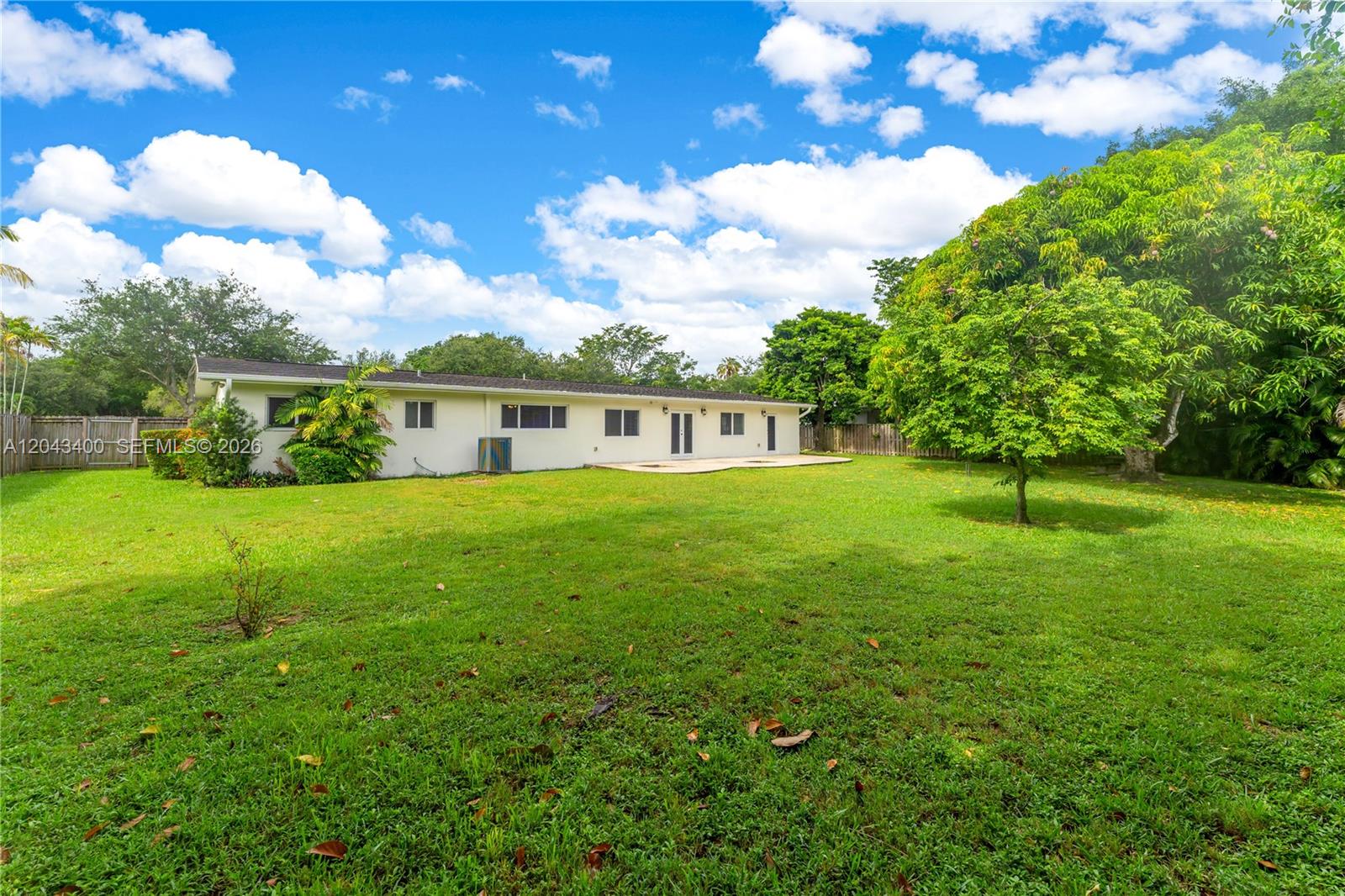 8255 Southwest 134th Street Pinecrest, FL 33156 - Photo 23 of 28