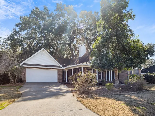 $330,000 | 123 Stately Oaks Circle, Brunswick, GA 31523