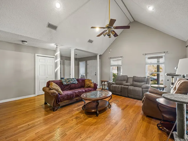 $330,000 | 123 Stately Oaks Circle, Brunswick, GA 31523