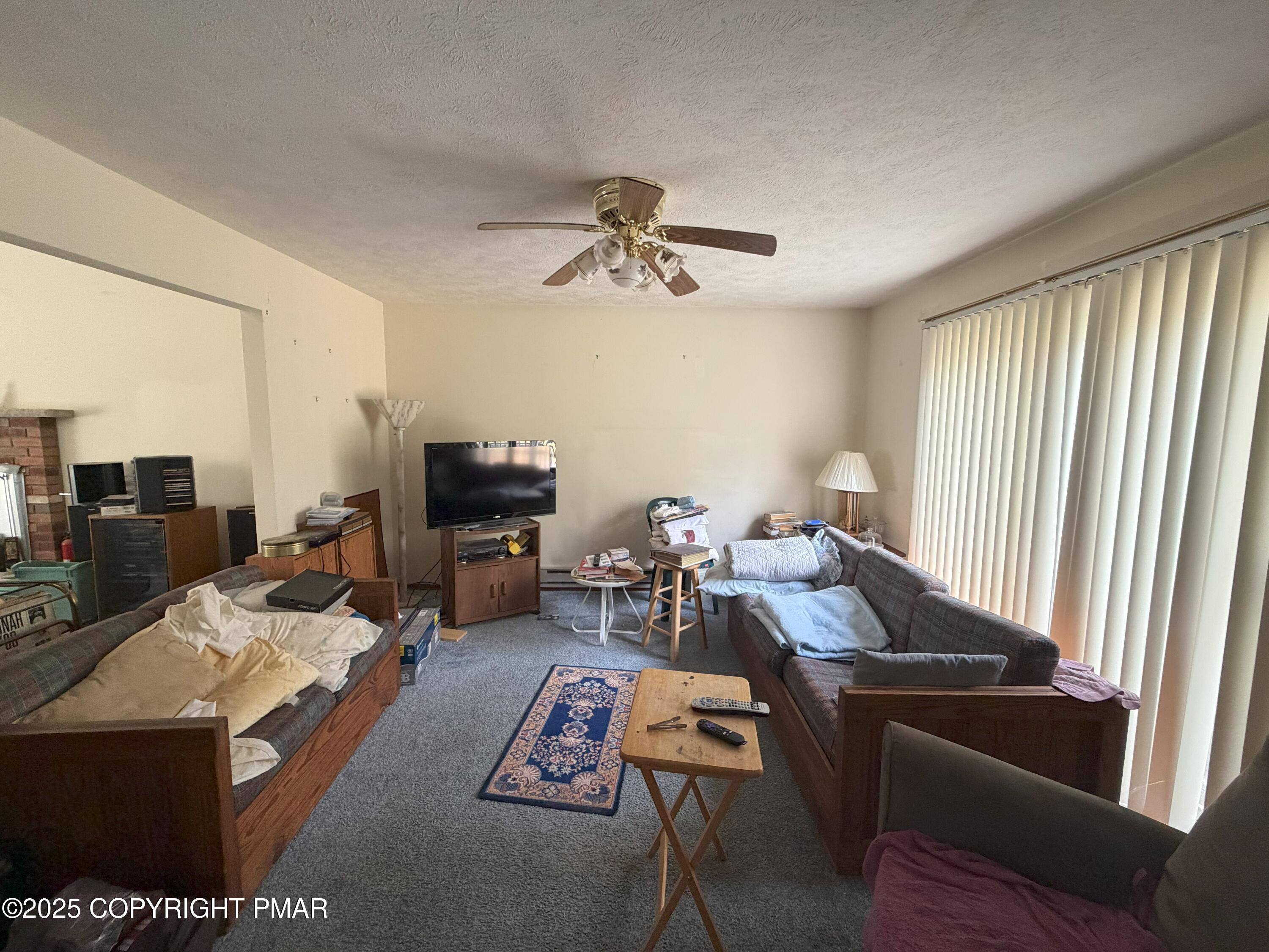 1018 Valley Road Newfoundland, PA 18445 - Photo 4 of 22 1018ValleyDr6