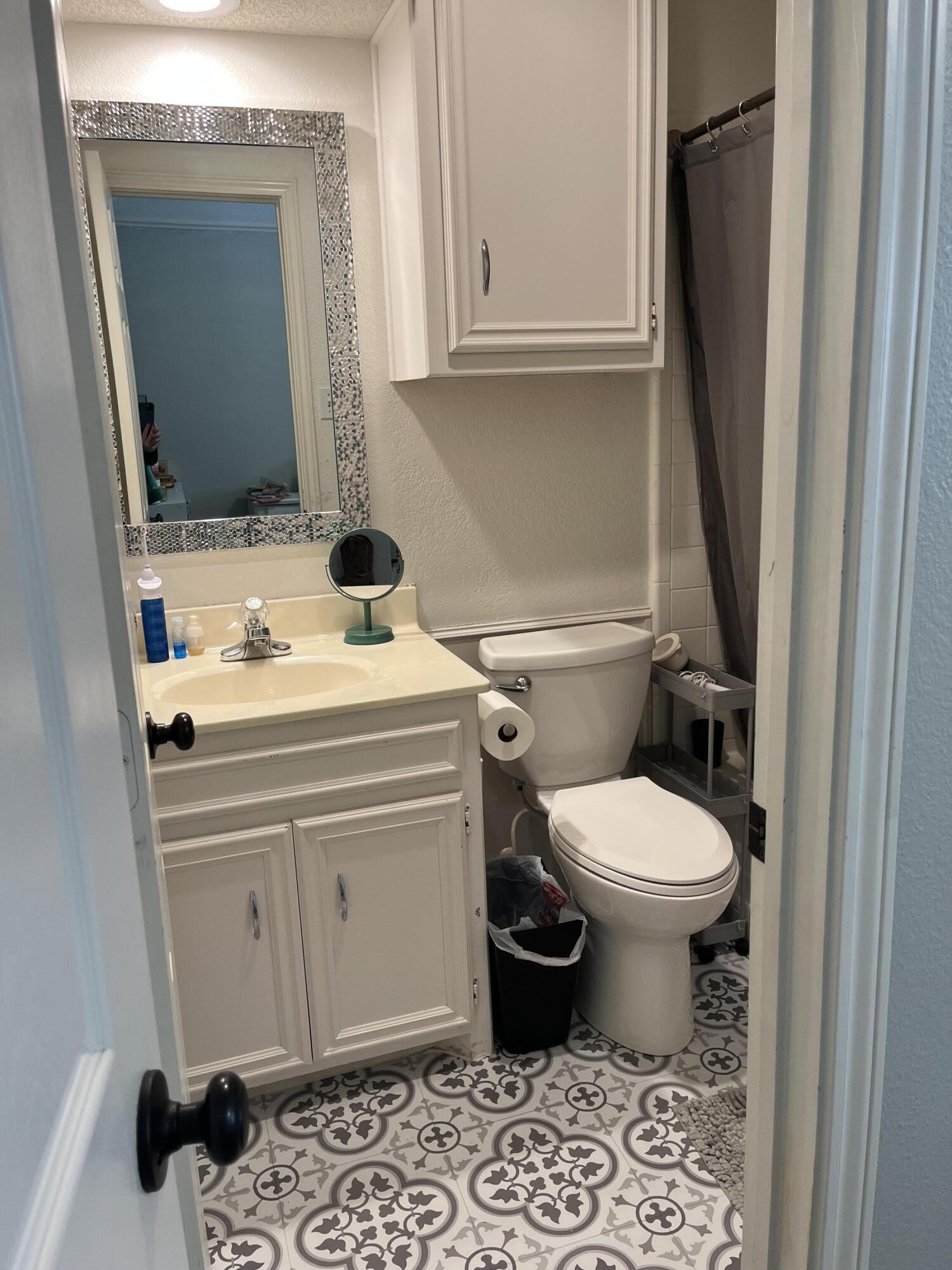 6016 76th Street Lubbock, TX 79424 - Photo 7 of 17 IMG_3592