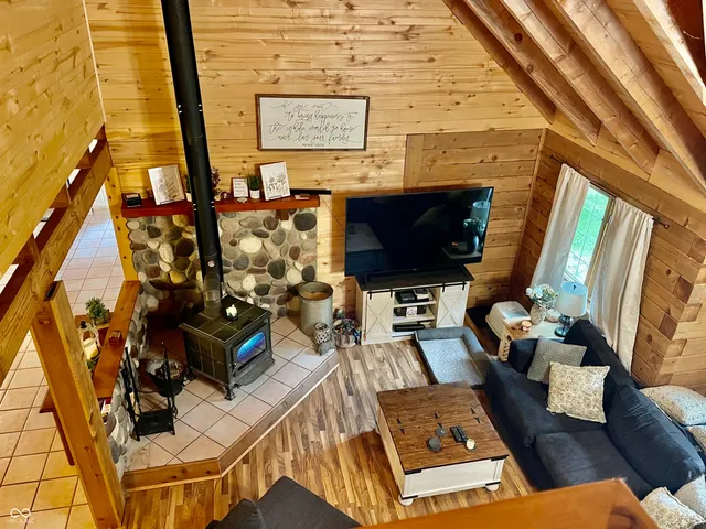 $799,900 | 5502 South County Road 625 West, Reelsville, IN 46171