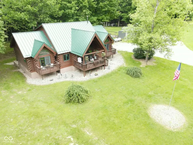 $799,900 | 5502 South County Road 625 West, Reelsville, IN 46171