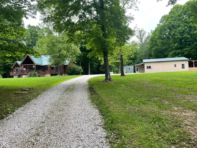 $799,900 | 5502 South County Road 625 West, Reelsville, IN 46171