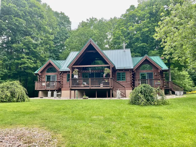 $799,900 | 5502 South County Road 625 West, Reelsville, IN 46171