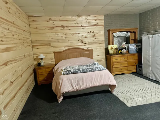 $799,900 | 5502 South County Road 625 West, Reelsville, IN 46171