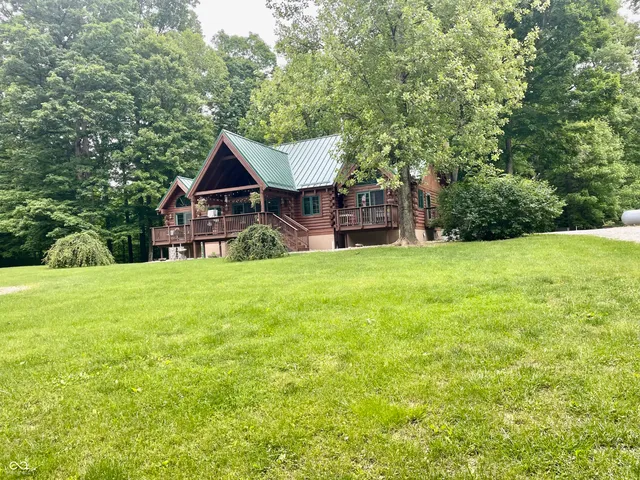 $799,900 | 5502 South County Road 625 West, Reelsville, IN 46171