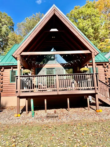 $799,900 | 5502 South County Road 625 West, Reelsville, IN 46171