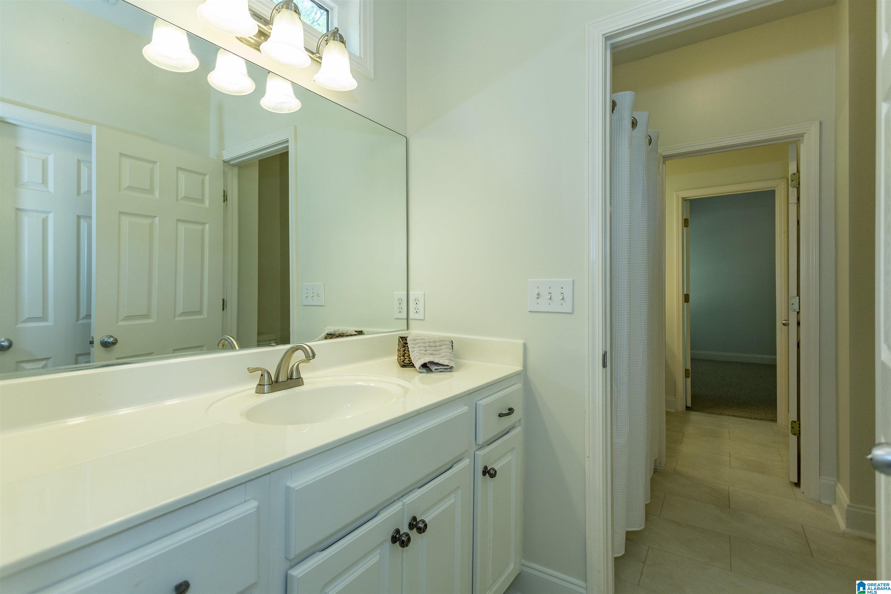 841 Meadow Ridge Lane Birmingham, AL 35242 - Photo 22 of 32