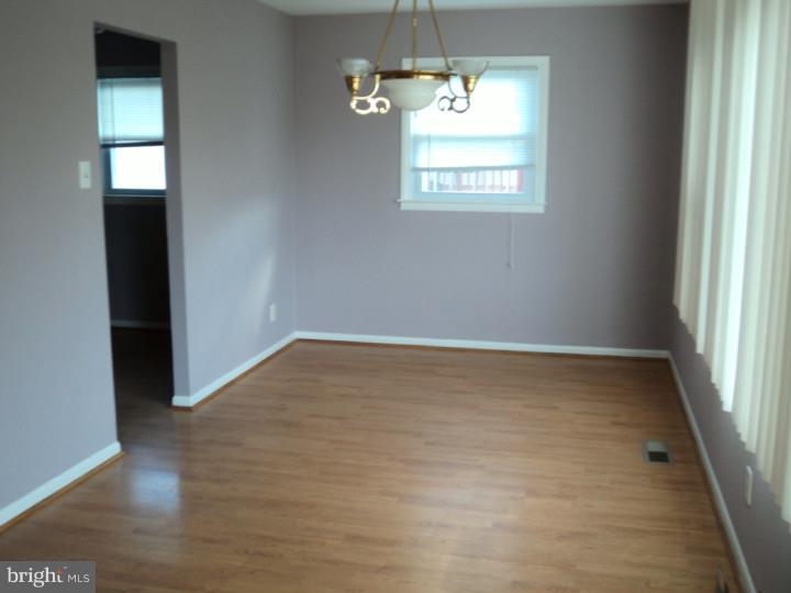 1123 Plane Road Philadelphia, PA 19115 - Photo 9 of 24 Dining Room
