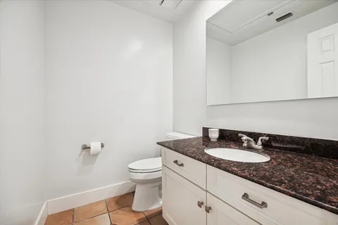$367,500 | 225 Litchfield Lane, Houston, TX 77024