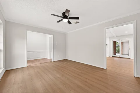 $525,000 | 3031 Broadmoor Drive, Sugar Land, TX 77478