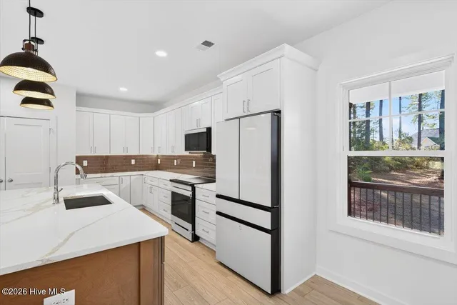 $595,000 | 355 South Middleton Drive Northwest, Calabash, NC 28467