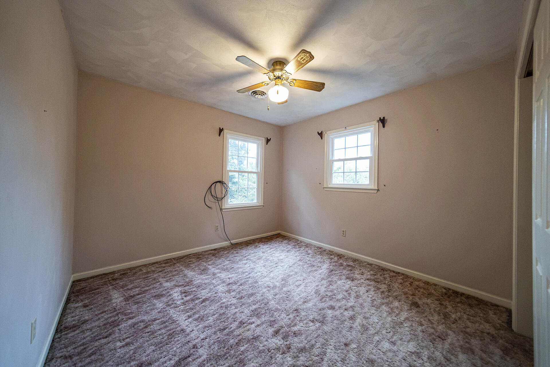 6168 Burnham Road Roanoke, VA 24018 - Photo 24 of 40 2W6A9641