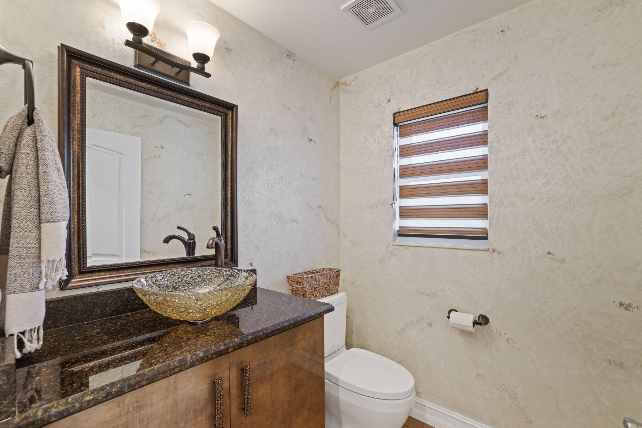 2225 Rabbit Hollowe Circle Delray Beach, FL 33445 - Photo 34 of 65 1/2 bathroom