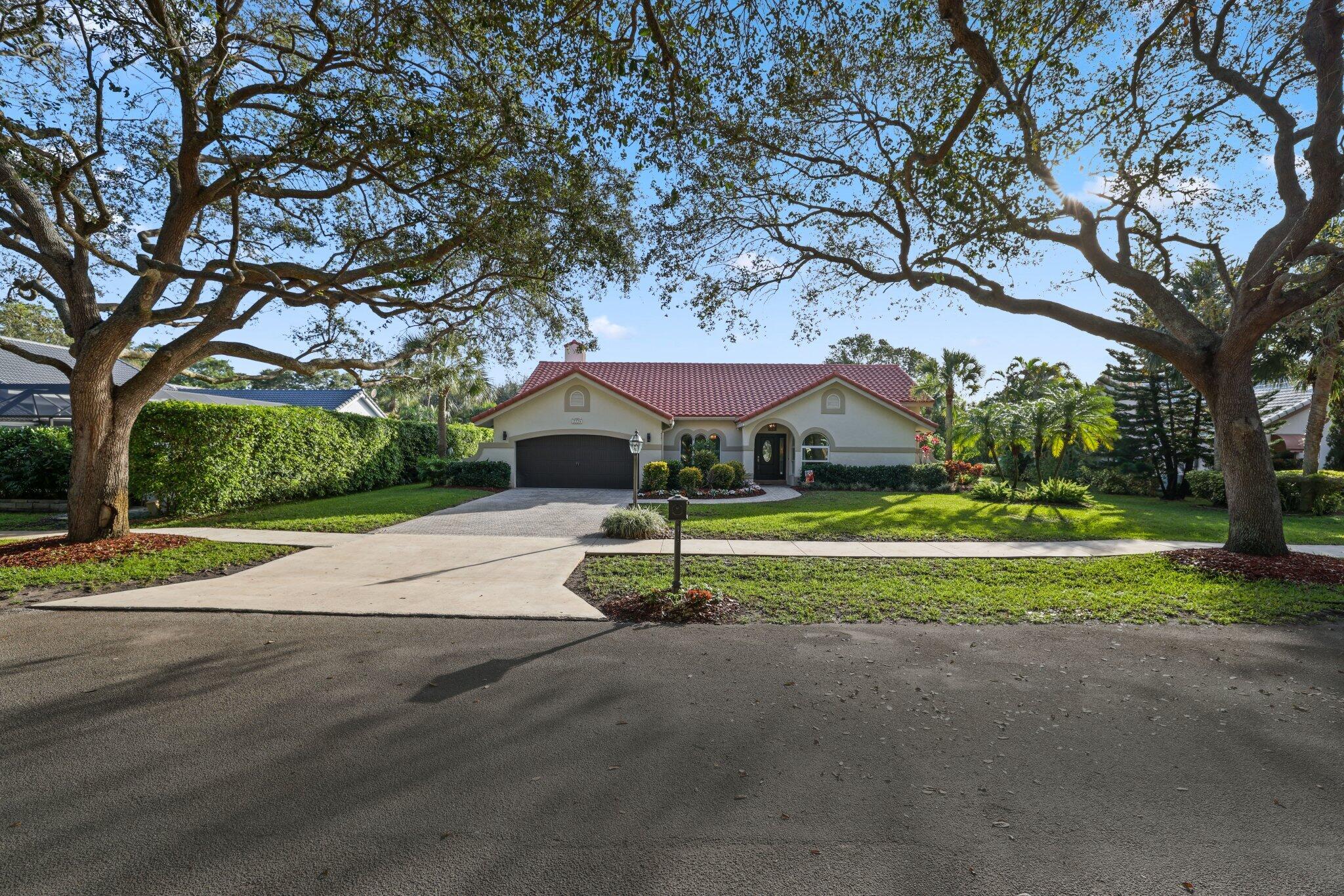 2225 Rabbit Hollowe Circle Delray Beach, FL 33445 - Photo 63 of 65 Exterior Front