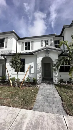 $2,600 | 29261 Southwest 162nd Court, Unit 29261, Homestead, FL 33033