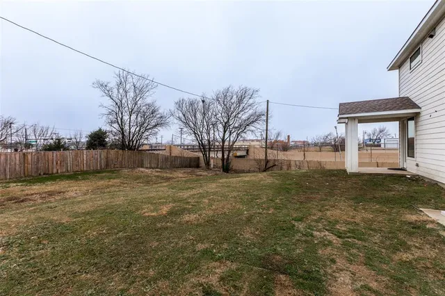 a view of a outdoor space