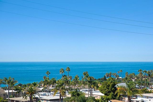 $3,600,000 | 2286 Oxford Avenue, Cardiff-by-the-Sea, CA 92007