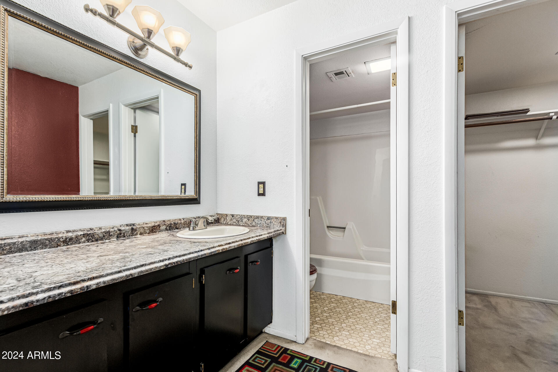 4150 East Cactus Road, Unit 118 Phoenix, AZ 85032 - Photo 11 of 19 Primary Bath Vanity