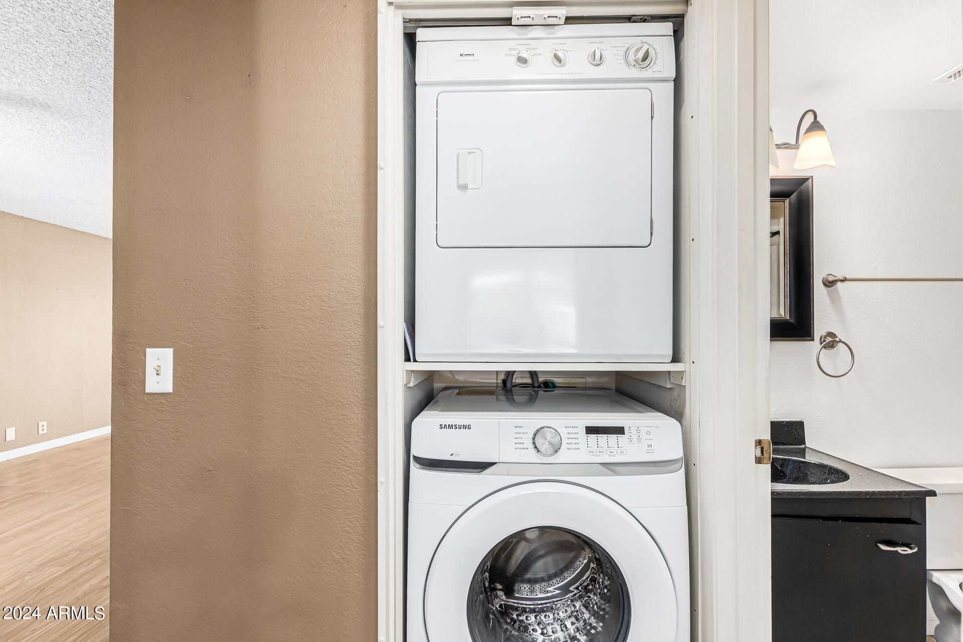 4150 East Cactus Road, Unit 118 Phoenix, AZ 85032 - Photo 17 of 19 Washer & Dryer Included!