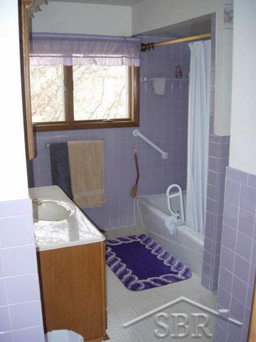 1685 North Miller Road Saginaw, MI 48609 - Photo 3 of 6 20065590-2.JPG