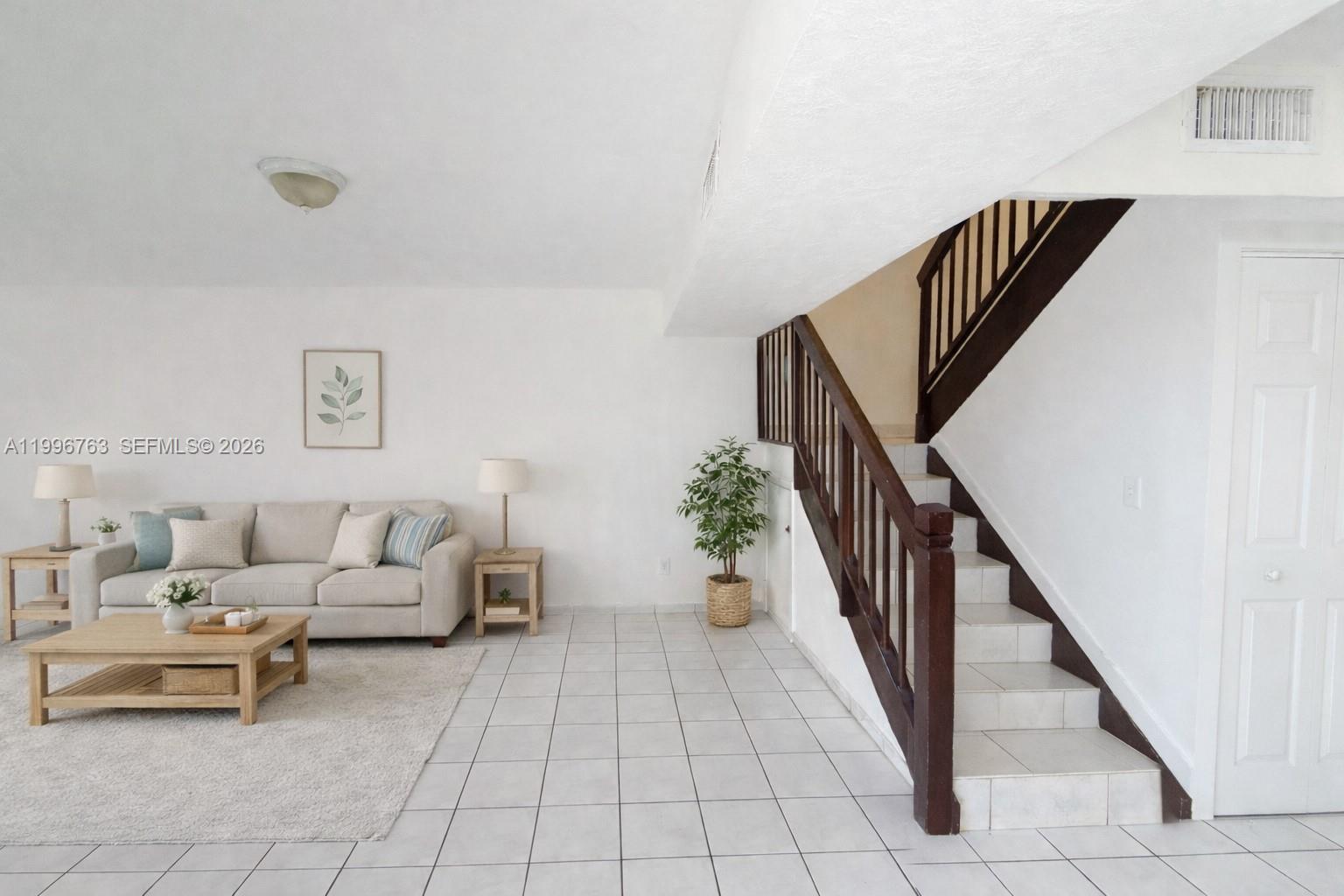 2455 West 67th Place, Unit 1014 Hialeah, FL 33016 - Photo 6 of 19