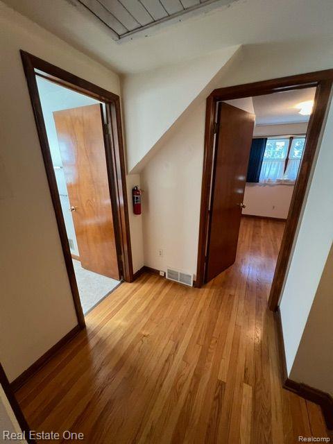 5981 Flemings Lake Road Clarkston, MI 48346 - Photo 47 of 66 Gallery Image 47